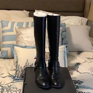 Frye Carson Boots 7.5 with box